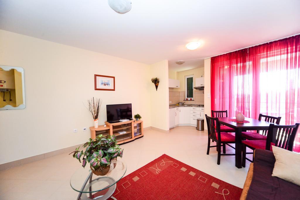 Apartments Ivan ซาดาร์ ภายนอก รูปภาพ