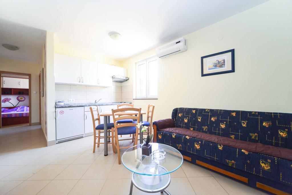 Apartments Ivan ซาดาร์ ภายนอก รูปภาพ