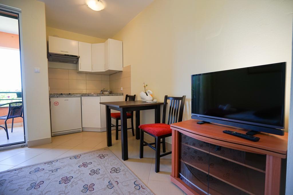 Apartments Ivan ซาดาร์ ภายนอก รูปภาพ