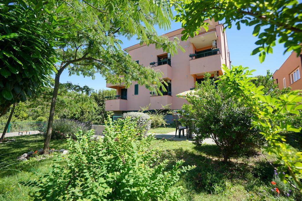 Apartments Ivan ซาดาร์ ภายนอก รูปภาพ